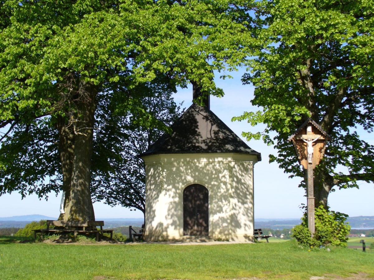 Eurasburg Landgasthof Berg מראה חיצוני תמונה