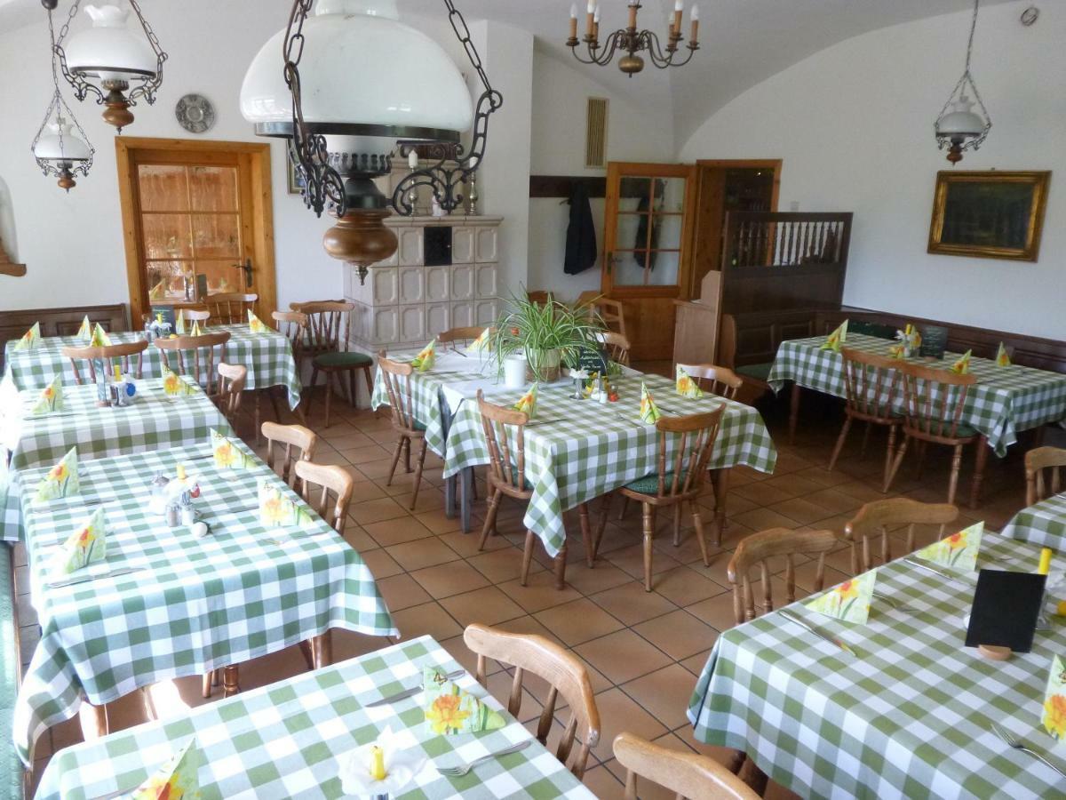 Eurasburg Landgasthof Berg מראה חיצוני תמונה